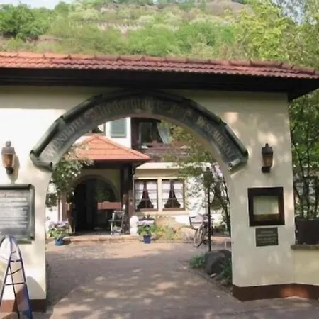 Niederthaeler Hof 3* Schloßböckelheim