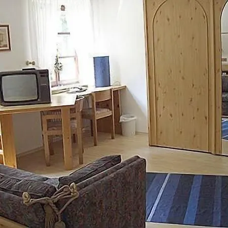 Niederthaeler Hof 3*