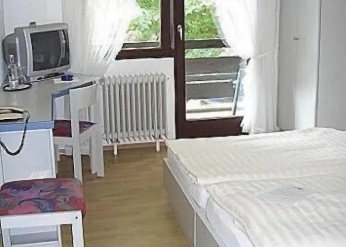 Niederthaeler Hof 3*